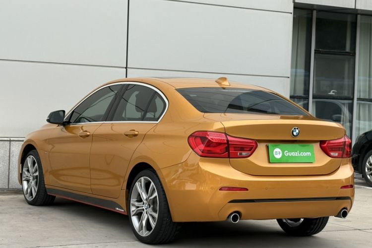 Used BMW 1 Series 2017 120i Design Package Model Exterior 3