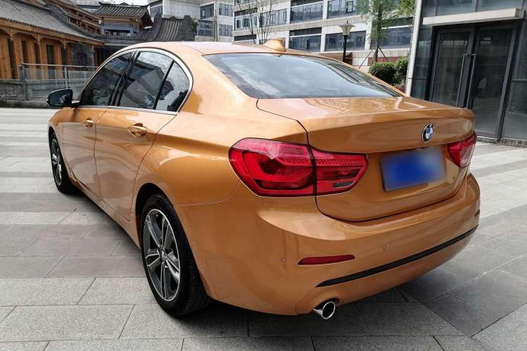 Used BMW 1 Series 2017 118i Sport Edition Exterior 3