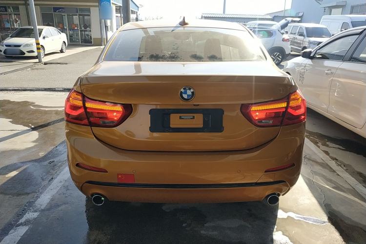 Used BMW 1 Series 2017 120i Design Package Model Exterior 4
