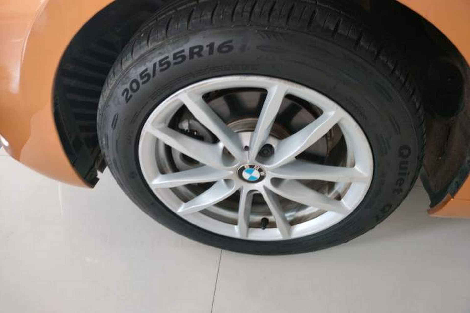 Used BMW 1 Series 2017 118i Fashion Model Exterior 4