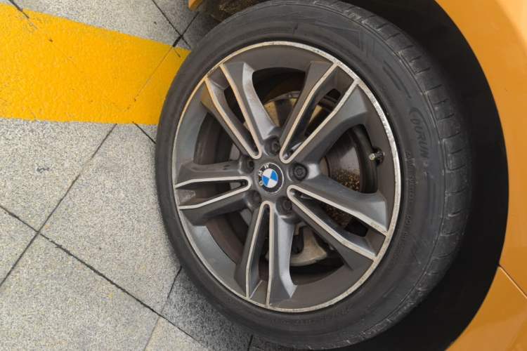Used BMW 1 Series 2017 118i Sport Edition Exterior 4