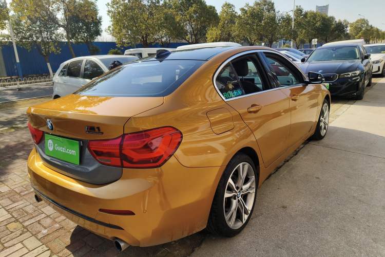 Used BMW 1 Series 2017 120i Design Package Model Exterior 5