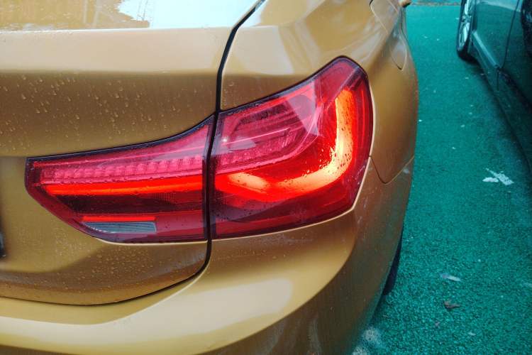 Used BMW 1 Series 2017 118i Sport Edition Exterior 6