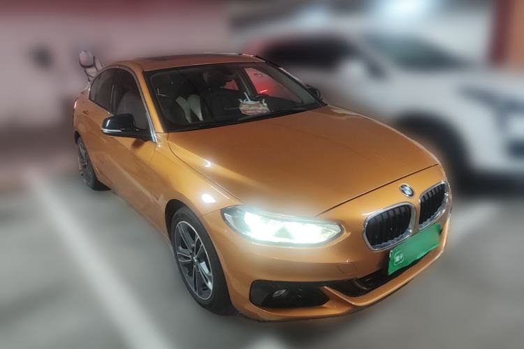 Used BMW 1 Series 2017 118i Sport Edition Front Right 45 Deg