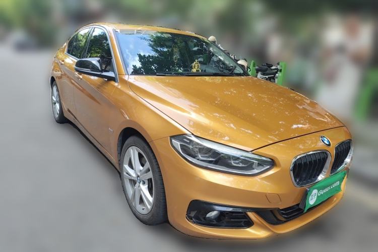 Used BMW 1 Series 2017 118i Design Package Model Front Right 45 Deg