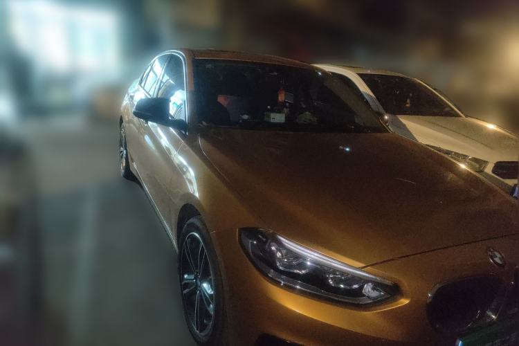 Used BMW 1 Series 2017 118i Sport Edition Front Right 45 Deg