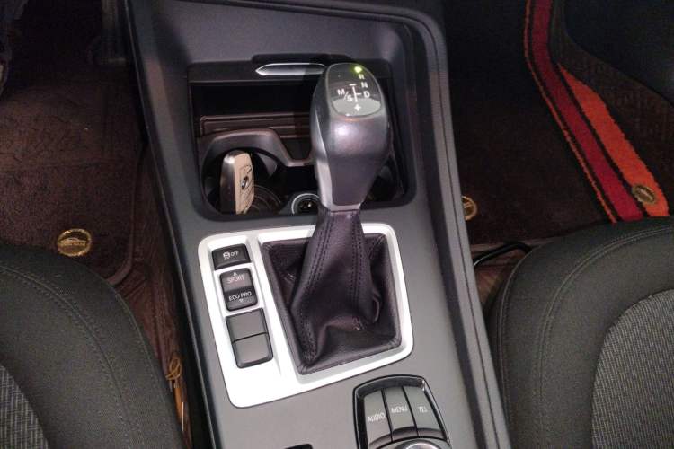 Used BMW 1 Series 2017 118i Fashion Model Gear Lever