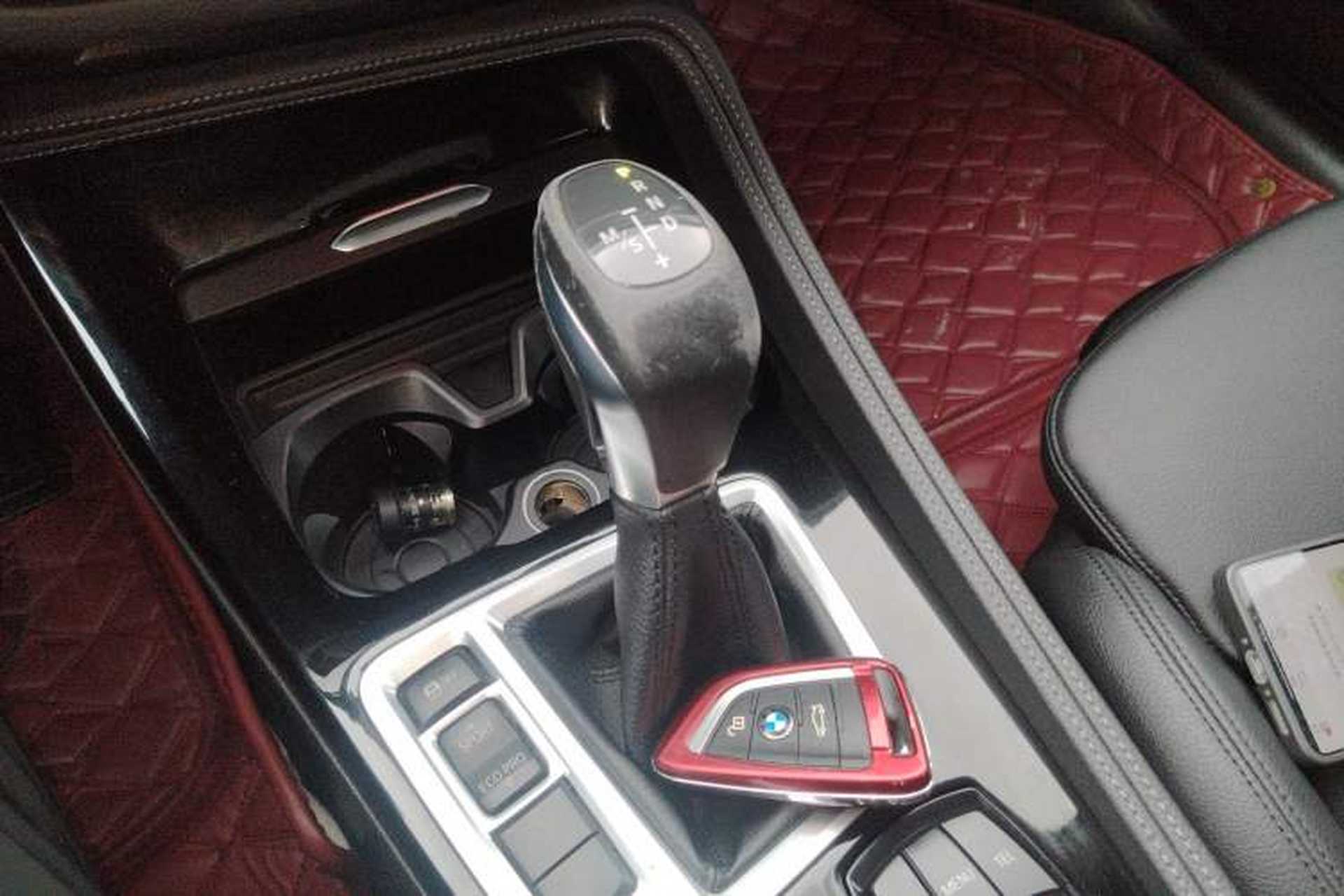 Used BMW 1 Series 2017 118i Sport Edition Gear Lever