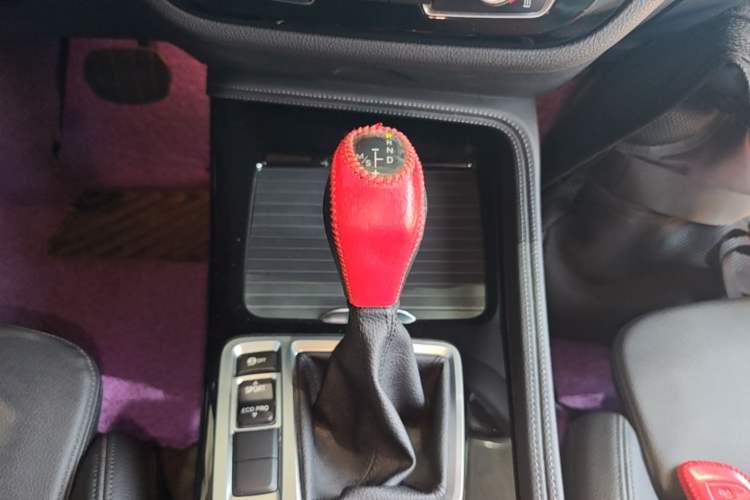 Used BMW 1 Series 2017 118i Sport Edition Gear Lever