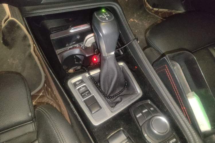 Used BMW 1 Series 2017 118i Sport Edition Gear Lever