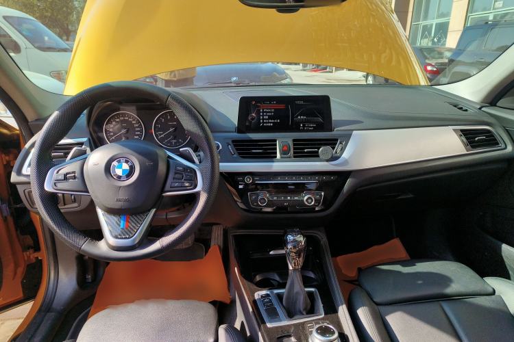 Used BMW 1 Series 2017 120i Design Package Model Interior 2
