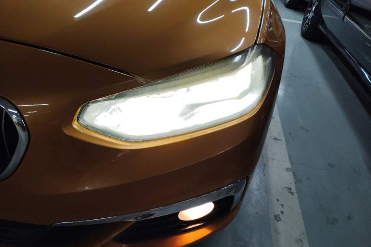 Used BMW 1 Series 2017 120i Design Package Model Left Front Headlight