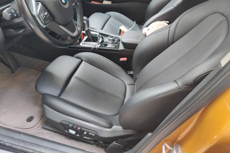 Used BMW 1 Series 2017 118i Design Package Model Left Front Seat