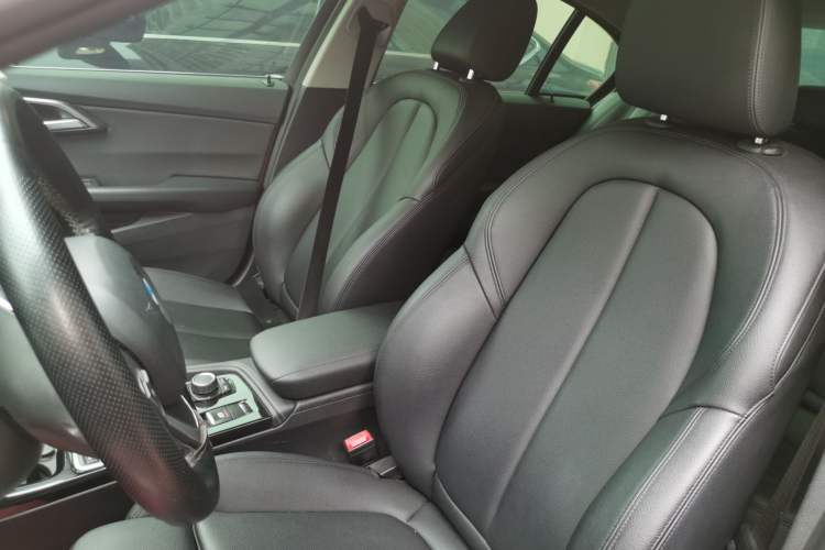 Used BMW 1 Series 2017 118i Sport Edition Left Front Seat