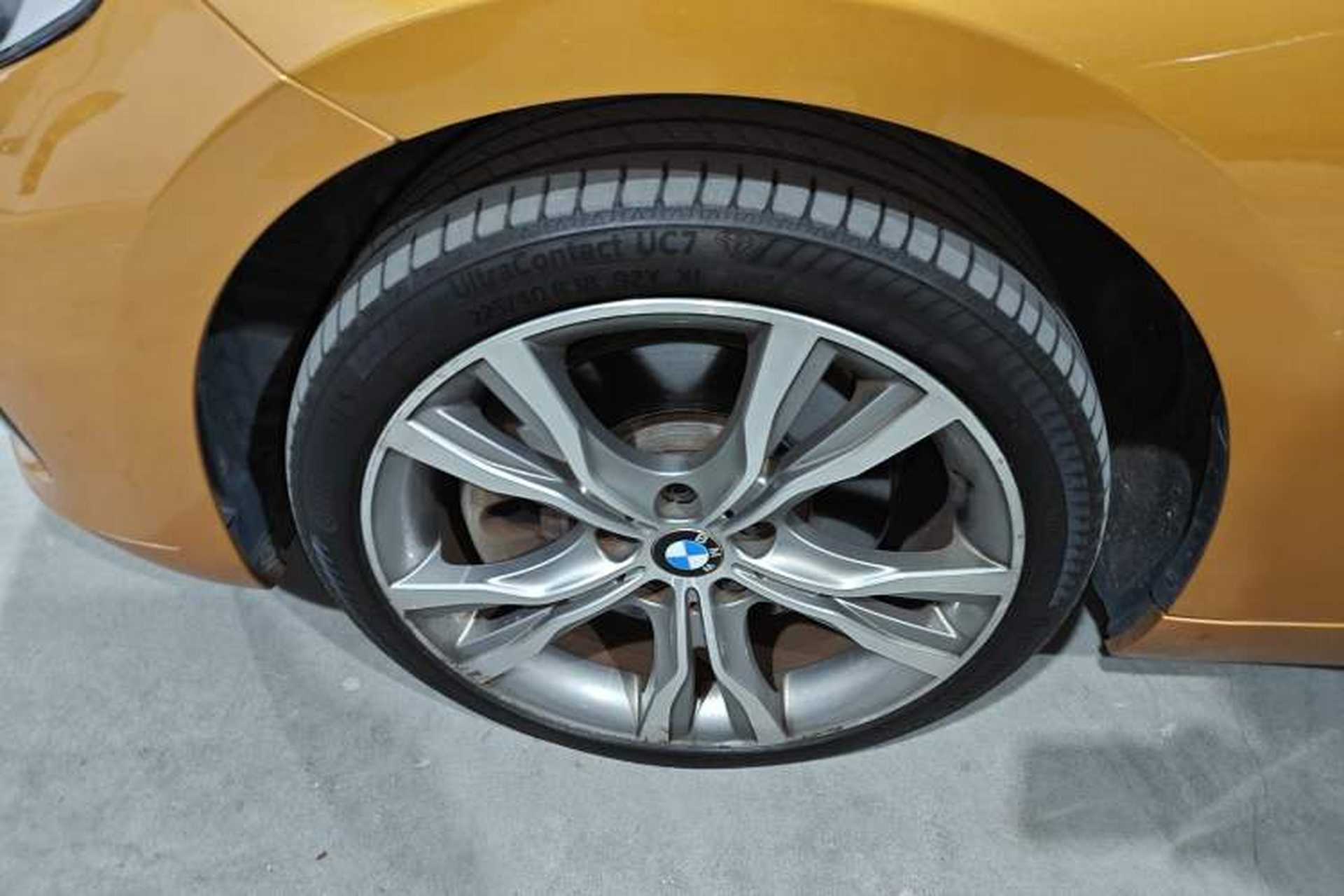 Used BMW 1 Series 2017 120i Design Package Model Left Front Wheel Hub