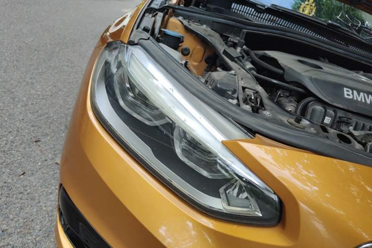 Used BMW 1 Series 2017 118i Design Package Model Right Front Headlight