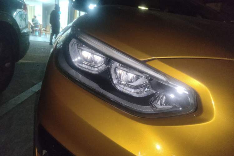 Used BMW 1 Series 2017 118i Sport Edition Right Front Headlight