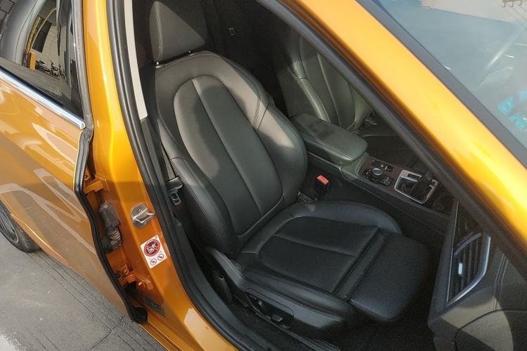 Used BMW 1 Series 2017 118i Sport Edition Right Front Seat