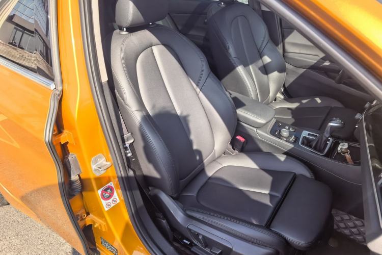 Used BMW 1 Series 2017 118i Sport Edition Right Front Seat