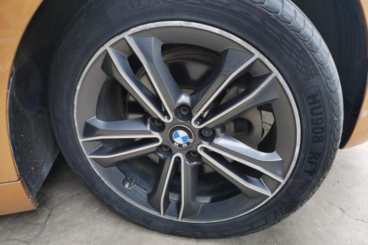 Used BMW 1 Series 2017 118i Sport Edition Right Front Wheel Hub