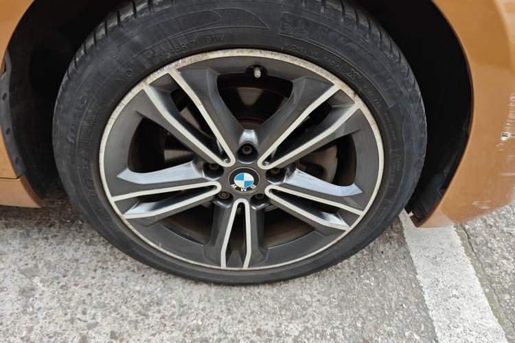Used BMW 1 Series 2017 118i Sport Edition Right Front Wheel Hub