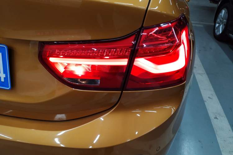 Used BMW 1 Series 2017 120i Design Package Model Right Rear Taillight