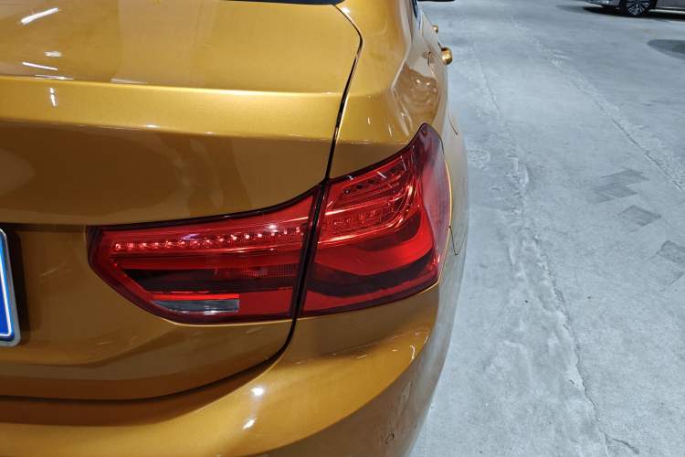 Used BMW 1 Series 2017 120i Design Package Model Right Rear Taillight