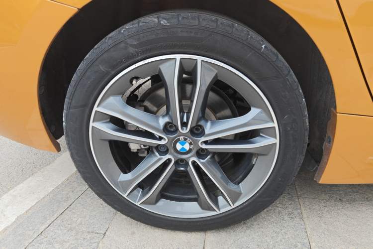 Used BMW 1 Series 2017 118i Sport Edition Right Rear Wheel Hub