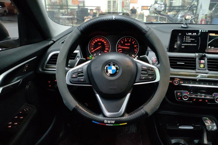 Used BMW 1 Series 2017 120i Design Package Model Steering Wheel