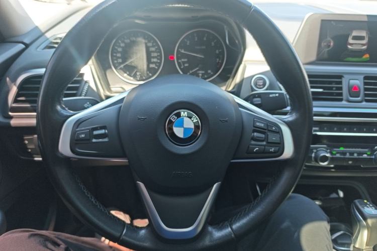 Used BMW 1 Series 2017 118i Sport Edition Steering Wheel