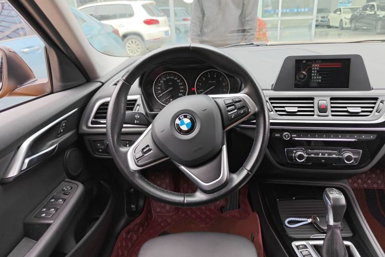 Used BMW 1 Series 2017 118i Sport Edition Steering Wheel