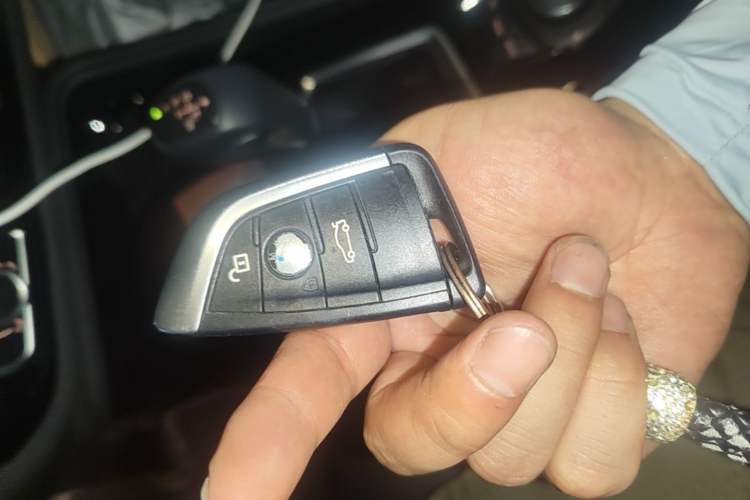 Used BMW 1 Series 2017 118i Sport Edition Vehicle Key