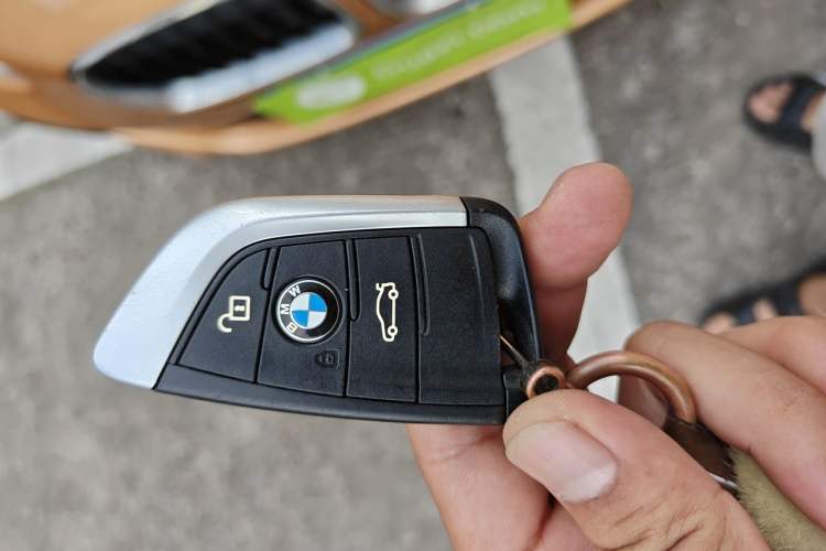 Used BMW 1 Series 2017 118i Sport Edition Vehicle Key