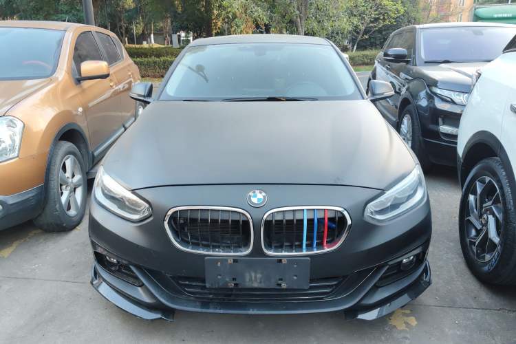Used BMW 1 Series 2018 118i Sport Edition Exterior 1