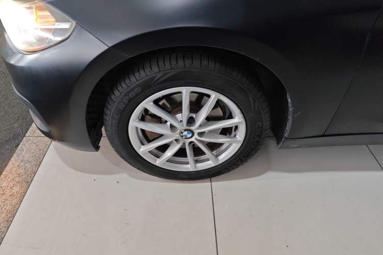 Used BMW 1 Series 2018 118i Fashion Model Exterior 2
