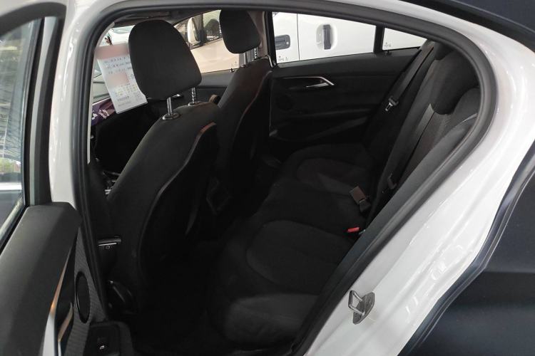 Used BMW 1 Series 2018 118i Fashion Model Interior 4