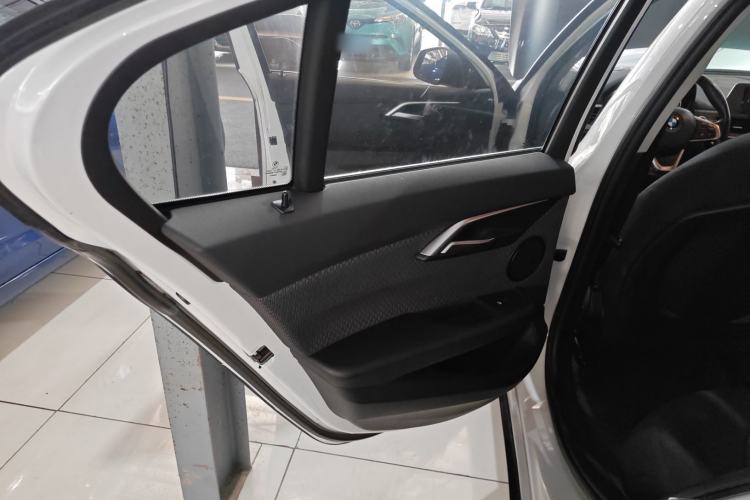 Used BMW 1 Series 2018 118i Fashion Model Interior 8