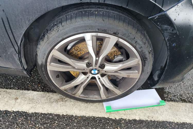 Used BMW 1 Series 2018 125i Sport Edition Right Front Wheel Hub