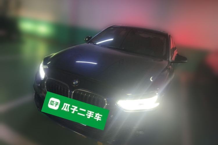 Używany BMW 1 Series 2018 118i Sport Edition Guazi used car, China used car export, Used car for sale, Used cars, Cheapest cars for sale