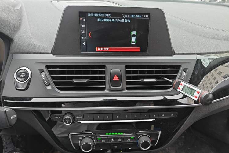 Used BMW 1 Series 2018 118i Sport Edition Audio And AC Panel