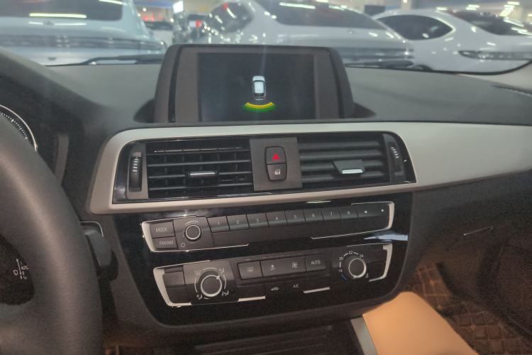 Used BMW 1 Series 2018 118i Leading Model Audio And AC Panel
