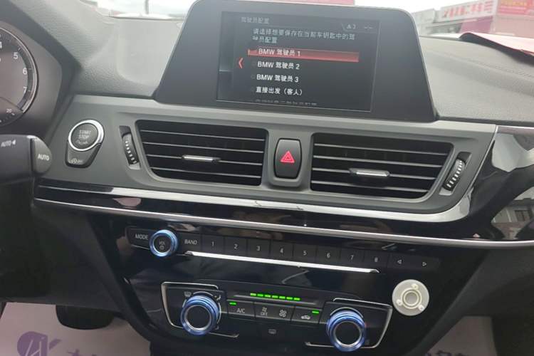 Used BMW 1 Series 2018 118i Sport Edition Audio And AC Panel