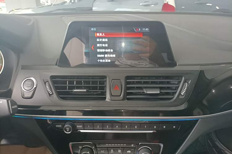 Used BMW 1 Series 2018 118i Sport Edition Audio And AC Panel