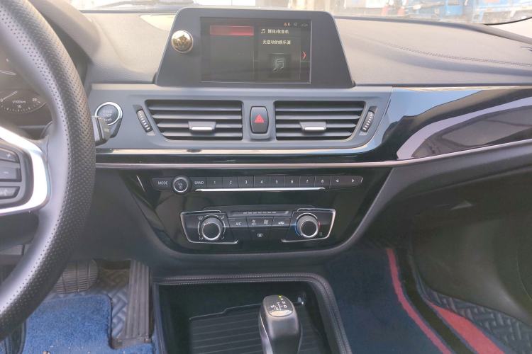 Used BMW 1 Series 2018 118i Sport Edition Audio And AC Panel