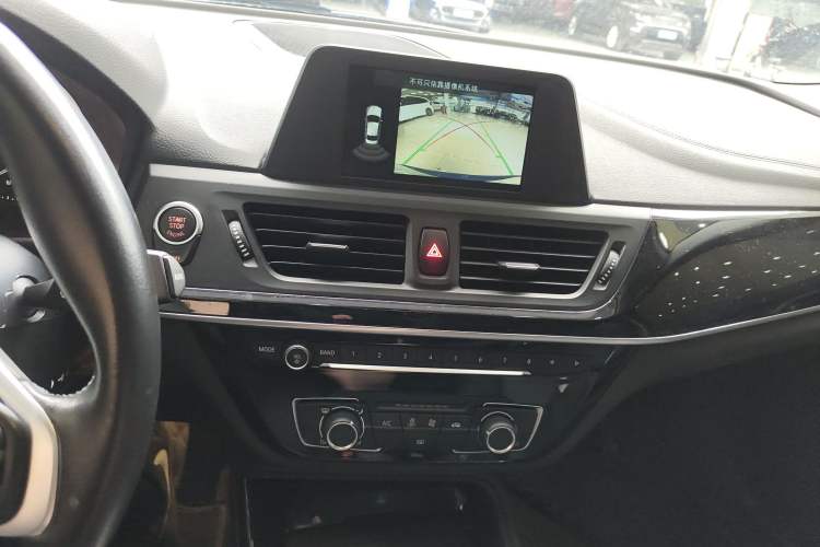 Used BMW 1 Series 2018 Facelifted 118i Sport Edition Audio And AC Panel