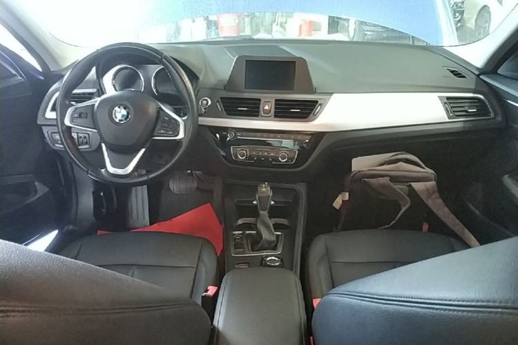 Used BMW 1 Series 2018 118i Fashion Model Center Console