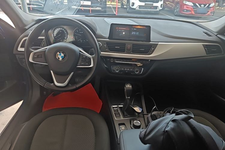 Used BMW 1 Series 2018 118i Fashion Model Center Console