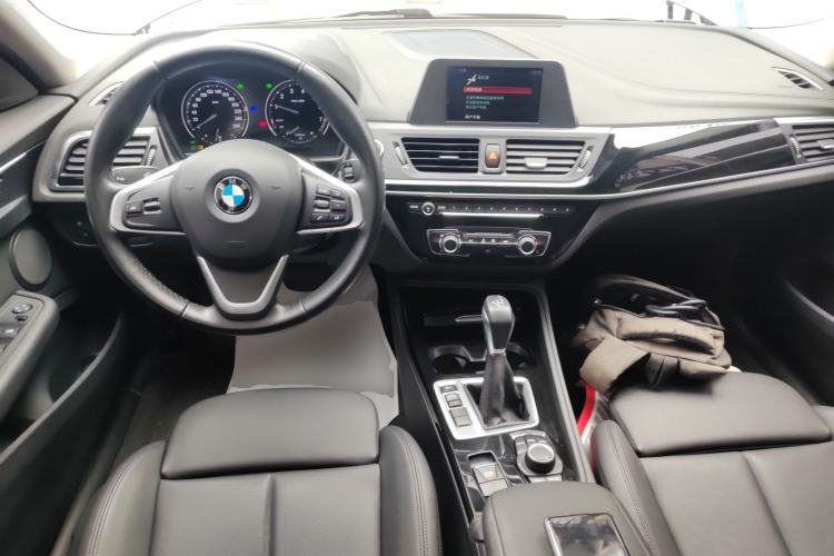 Used BMW 1 Series 2018 Facelifted 118i Sport Edition Center Console