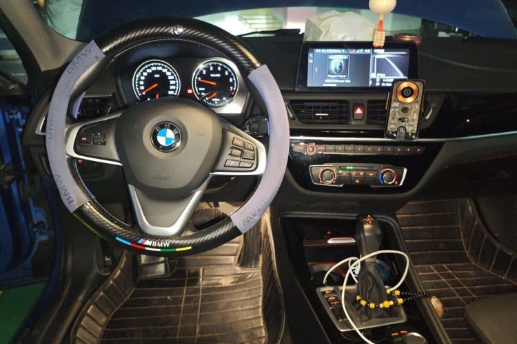 Used BMW 1 Series 2018 Facelifted 118i Sport Edition Center Console