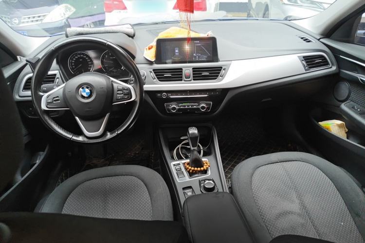 Used BMW 1 Series 2018 118i Fashion Model Center Console